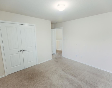 10907 Brittan Leaf Lane - Photo Thumbnail 23