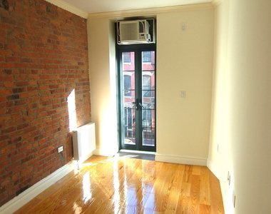 89 Clinton Street, #3F - Photo Thumbnail 2