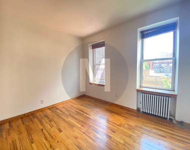 341 East 76th Street - Photo Thumbnail 2