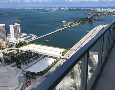 1100 Biscayne Blvd - Photo Thumbnail 13