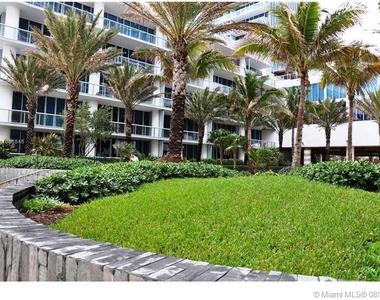 6799 Collins Ave - Photo Thumbnail 19