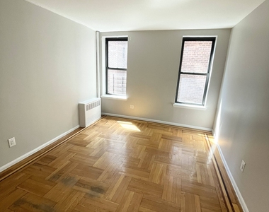 585 East 21st Street - Photo Thumbnail 4