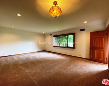 2588 Midvale Ave - Photo Thumbnail 11