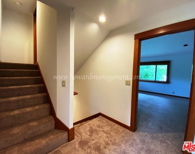 2588 Midvale Ave - Photo Thumbnail 29