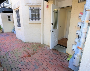 1427 21st Street Nw - Photo Thumbnail 3