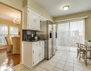 10524 Barrywood Drive - Photo Thumbnail 10