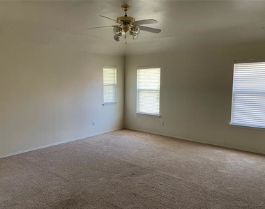 1354 Calistoga Drive - Photo Thumbnail 10