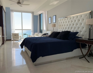 18101 Collins Ave - Photo Thumbnail 13