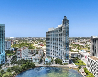 2020 N Bayshore Dr - Photo Thumbnail 20