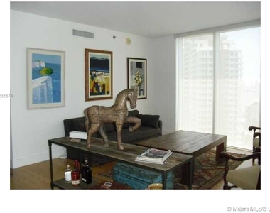 495 Brickell Ave - Photo Thumbnail 7