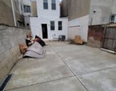 1720 Jackson Street - Photo Thumbnail 9