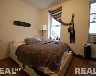 164 Ludlow St - Photo Thumbnail 3