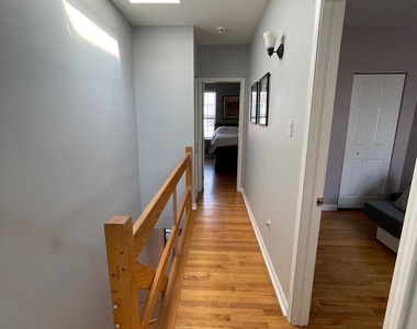 864 N Judson Street - Photo Thumbnail 12