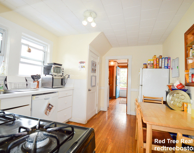 25 Cresthill Rd. - Photo Thumbnail 2