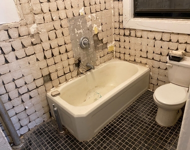 216 West 97th Street - Photo Thumbnail 7