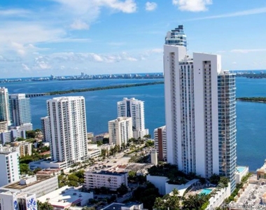 2020 N Bayshore Dr - Photo Thumbnail 10