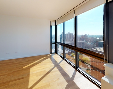 808 Columbus Avenue - Photo Thumbnail 11