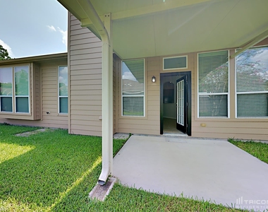 6806 Durango Creek Drive - Photo Thumbnail 12