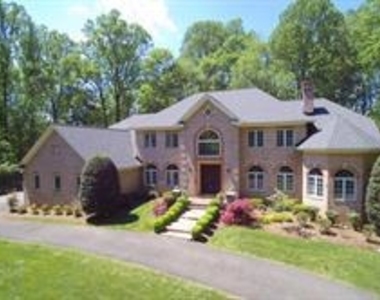 1072 Rocky Run - Photo Thumbnail 0