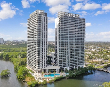 16385 Biscayne Blvd - Photo Thumbnail 47