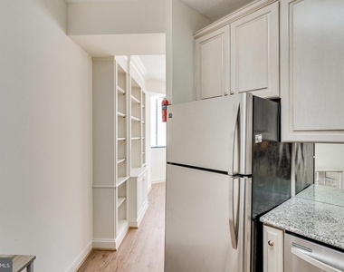 955 26th St Nw #209 - Photo Thumbnail 33