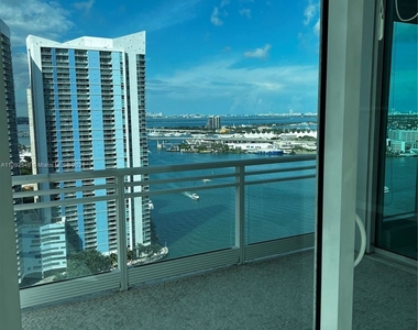 900 Brickell Key Blvd - Photo Thumbnail 15