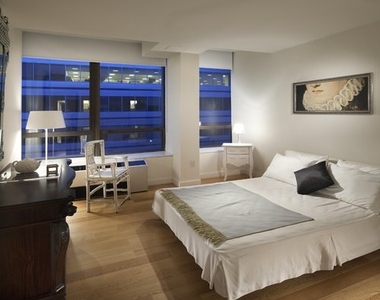 95 Wall Street, New York, NY 10005 - Photo Thumbnail 0