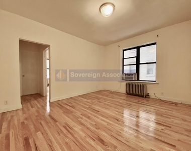 590 Fort Washington Avenue - Photo Thumbnail 0