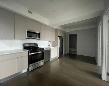 Spacious 2 BD in Prime Bushwick - Photo Thumbnail 1