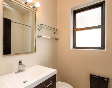 3751 North Marshfield Avenue - Photo Thumbnail 7