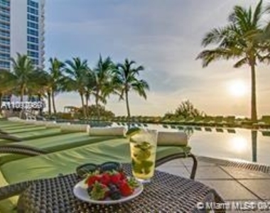 6801 Collins Ave - Photo Thumbnail 43