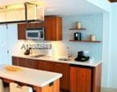 6801 Collins Ave - Photo Thumbnail 8