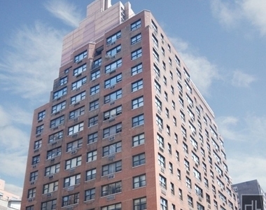 East 33 Street - Photo Thumbnail 4