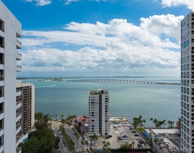 1451 Brickell Ave - Photo Thumbnail 2