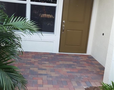 12453 Nw 17 Manor - Photo Thumbnail 1