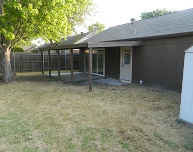 7401 Farm Field Court - Photo Thumbnail 19