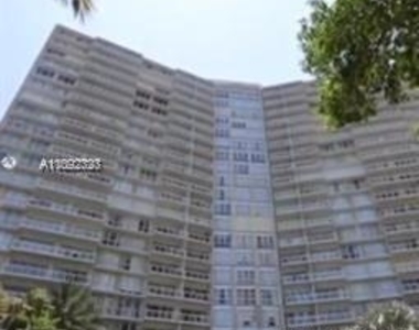 2451 Brickell Ave - Photo Thumbnail 0