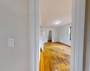 Perfect large and sunny 2 beds for rent at   Dagaw place New York - Photo Thumbnail 1