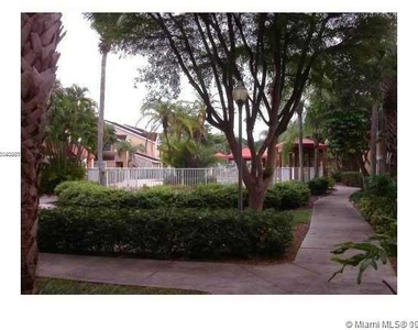 10440 Sw 156th Ct - Photo Thumbnail 9