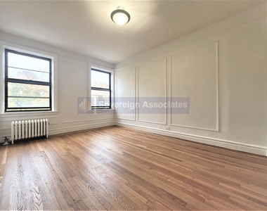 652 West 163rd Street - Photo Thumbnail 4