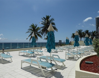 2501 S Ocean Dr - Photo Thumbnail 19