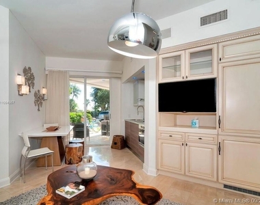 15513 Fisher Island Dr - Photo Thumbnail 3