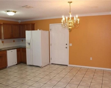 4043 Gray Oak Place - Photo Thumbnail 4