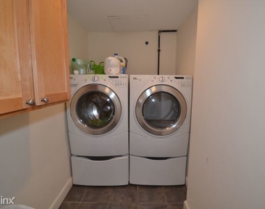 3444 N. Hoyne, Unit 1 - Photo Thumbnail 14