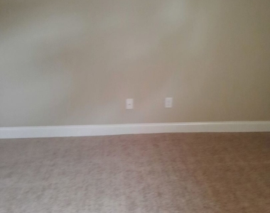 5154 Gramercy Drive - Photo Thumbnail 5