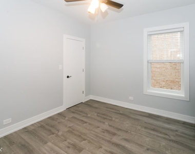 6948 N. Wolcott, Unit 2 - Photo Thumbnail 13