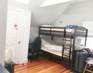 29 Brackett St - Photo Thumbnail 17