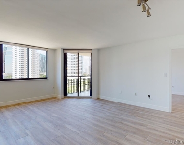 540 Brickell Key Dr Apt 1111 - Photo Thumbnail 7