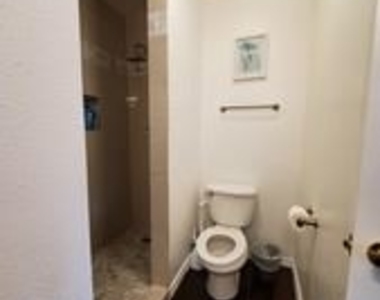 7711 Callaghan Rd Apt 724 - Photo Thumbnail 15