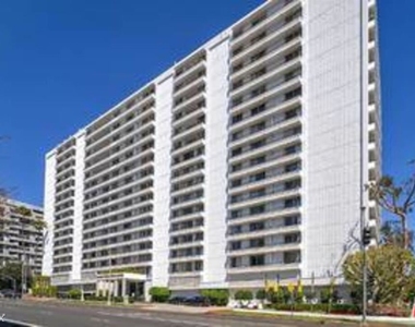 10390 Wilshire Blvd Apt 1406 - Photo Thumbnail 9